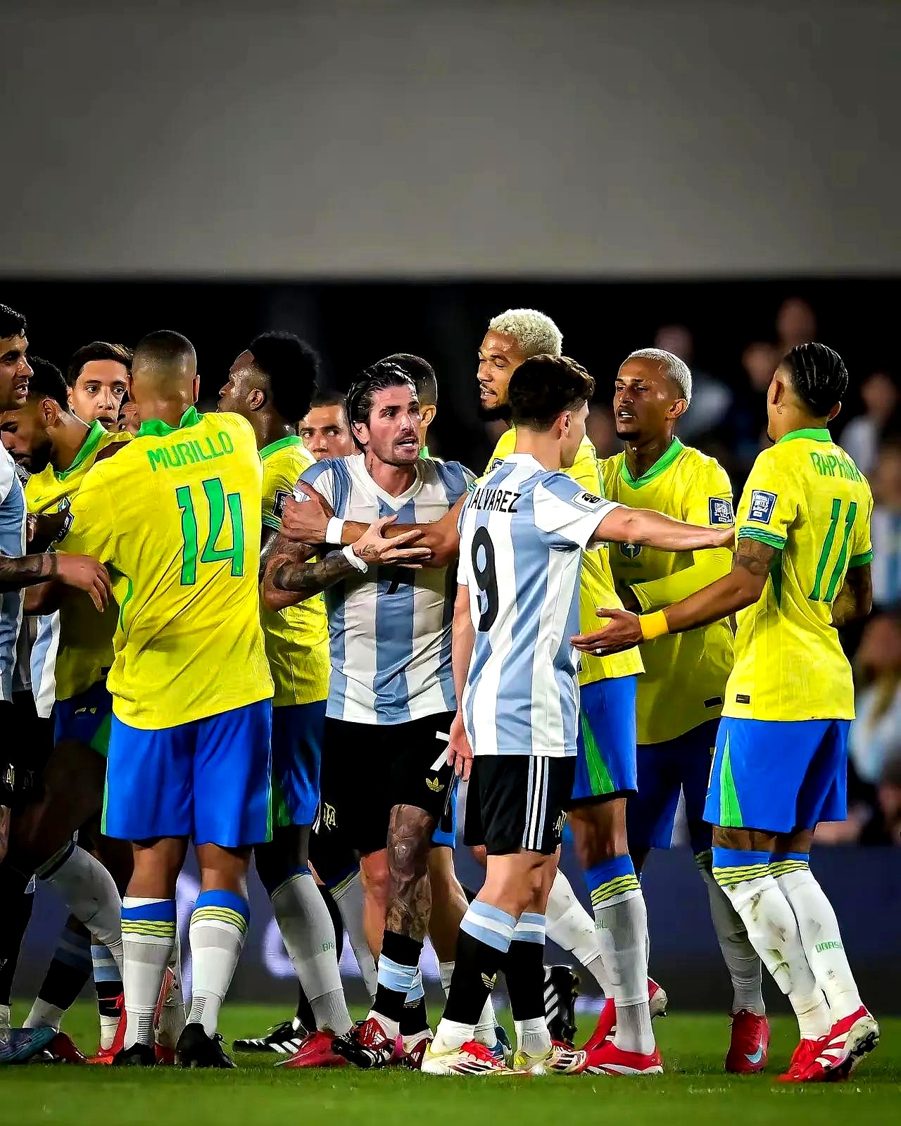 关于巴西队逆袭厄瓜多尔队,跻身四强的信息 关于巴西队逆袭厄瓜多尔队,跻身四强的信息