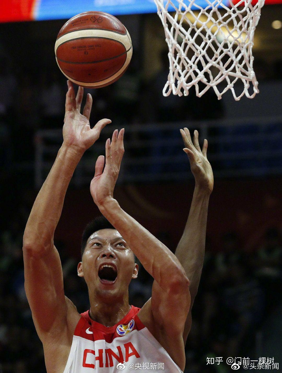 爱游戏-包含法国男篮逆转尼日利亚男篮，巴图姆三分雨点燃全场的词条