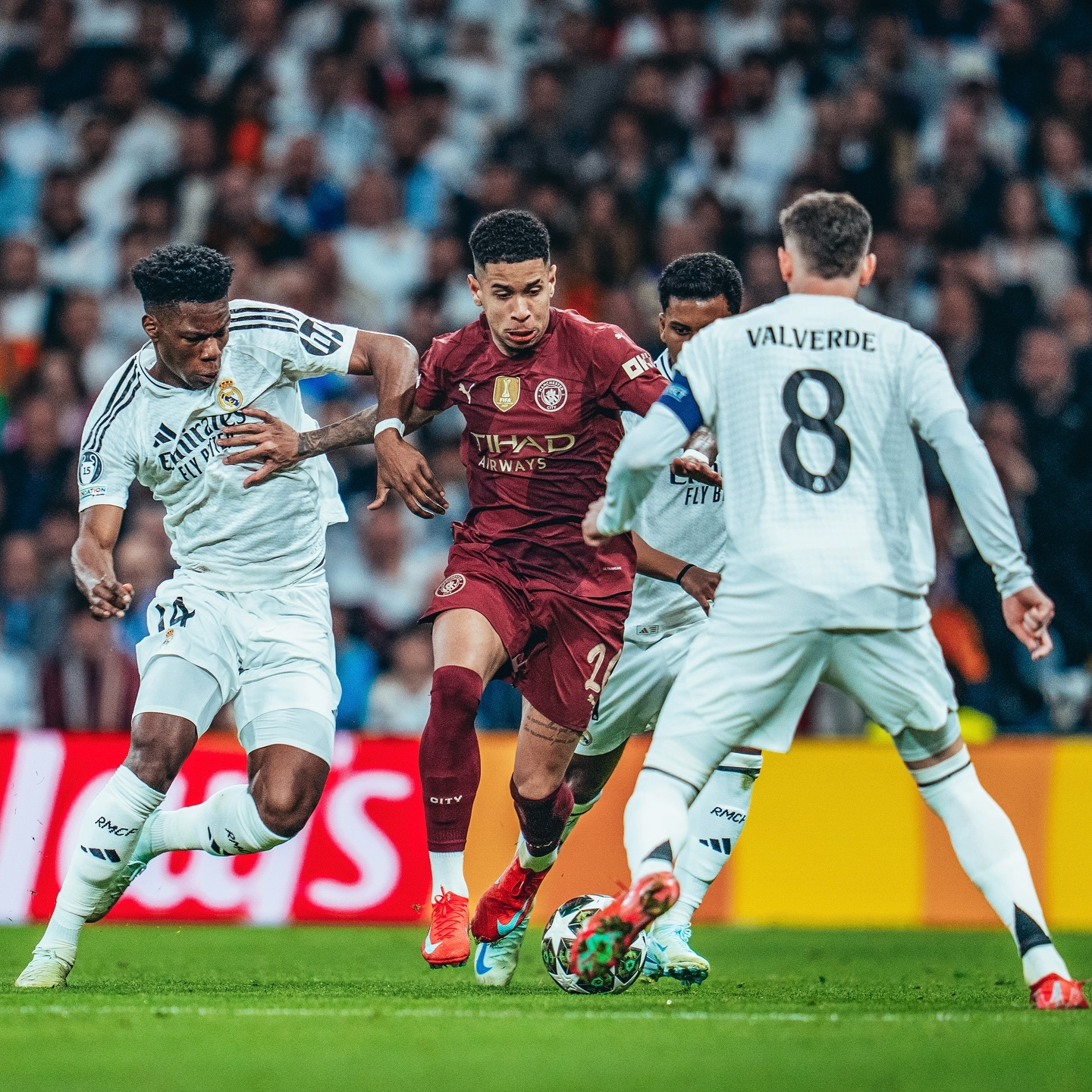 爱游戏下载-韩国逆转曼城，奥亚尔萨瓦尔关键制胜的简单介绍