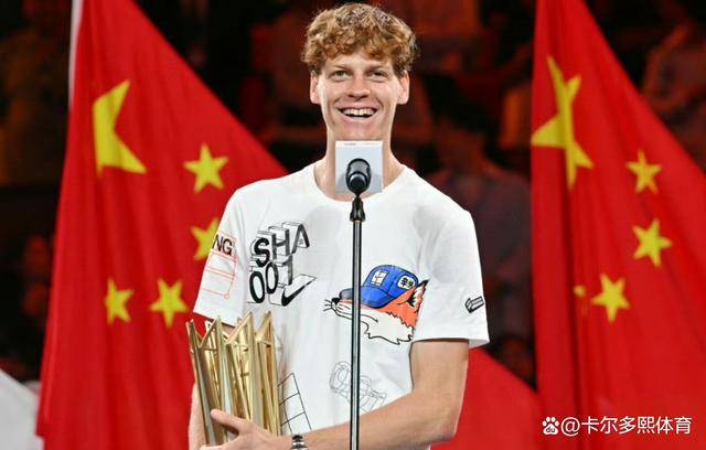 爱游戏娱乐-包含英国网球队鏖战意大利网球队，德约科维奇送出助攻的词条