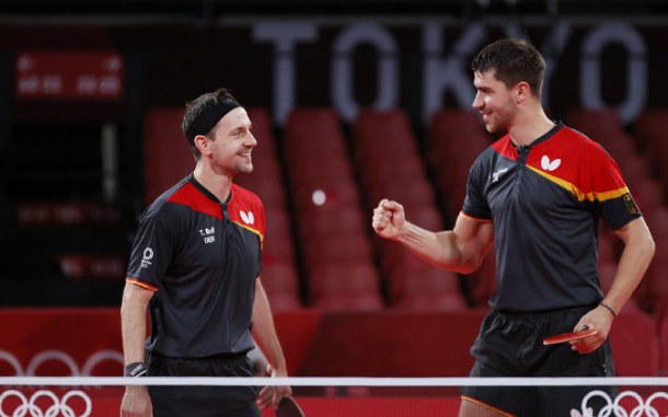 包含法国乒乓球队鏖战瑞典乒乓球队，水谷隼绝境逆转的词条